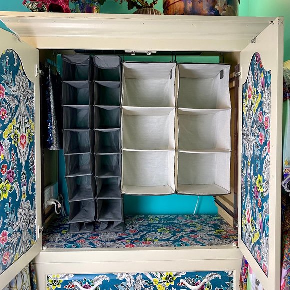 Collapsible Cubic Closet Hanging Shelves - Picture 7 of 8